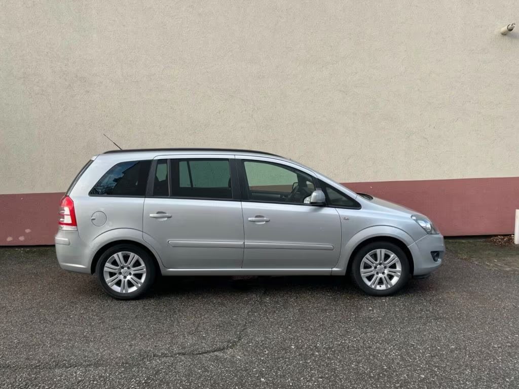 Opel Zafira – Bild 3